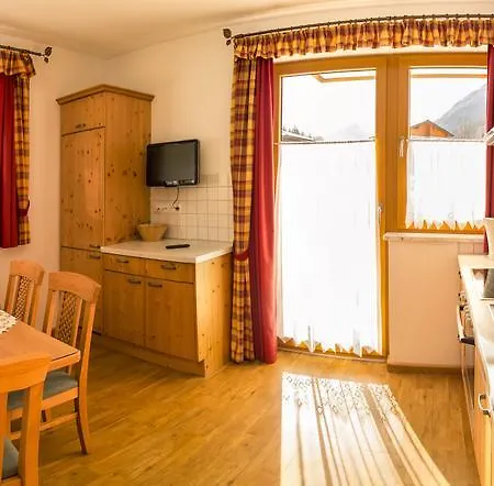 Flachauer Bergkristall Апартаменты *